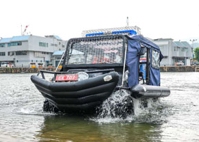 水陆两用车